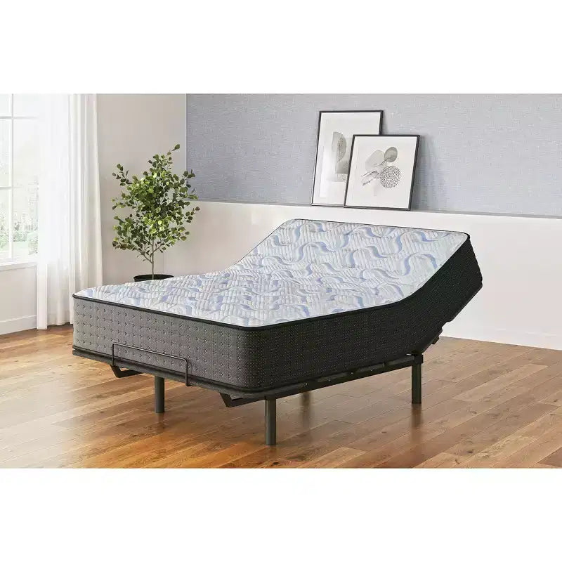Plush 14" Hybrid Mattress with Memory Foam & Wrapped Coils, Bed in a Box
